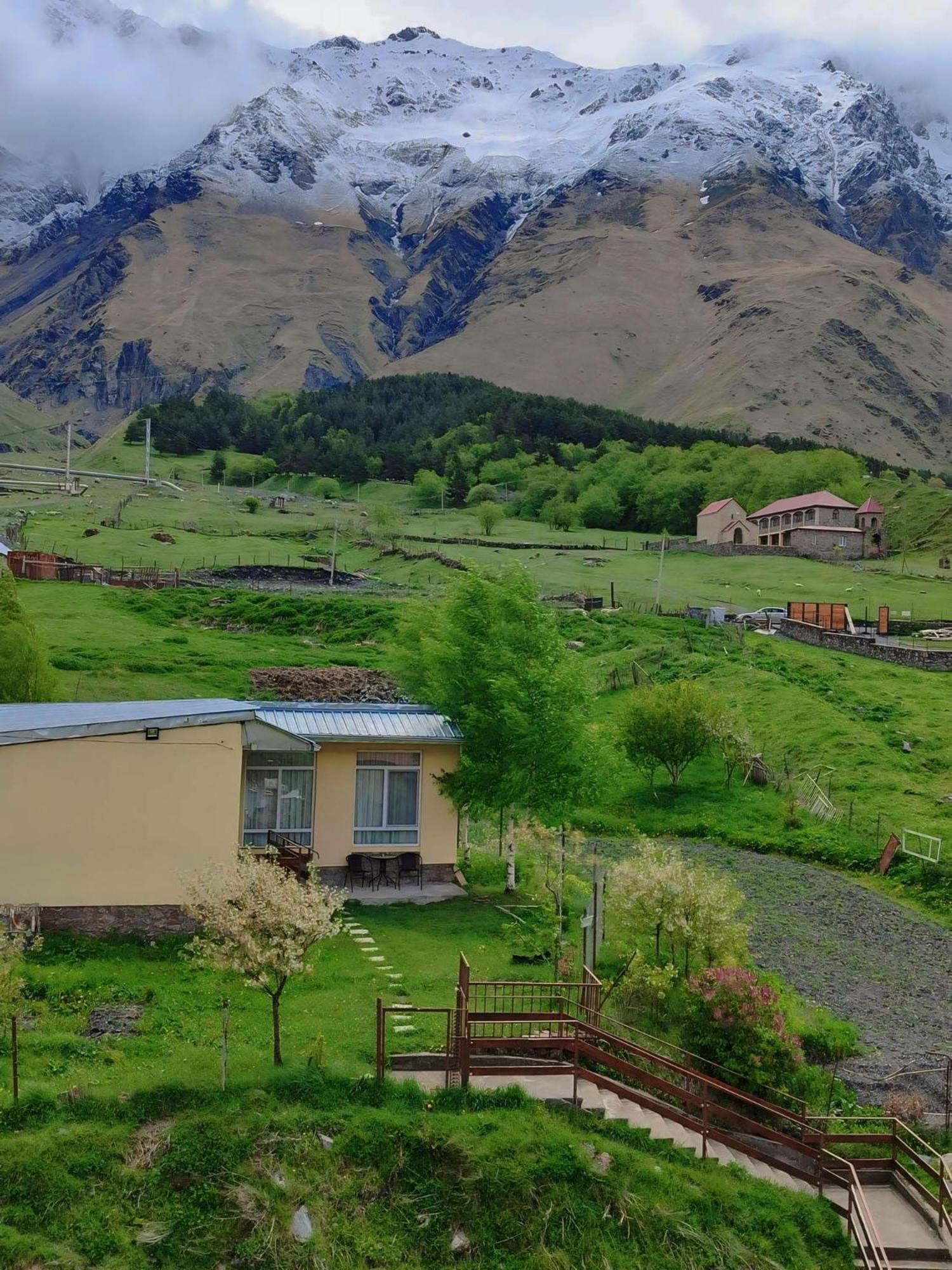 Mountain Kazbegi Apartment Exterior photo
