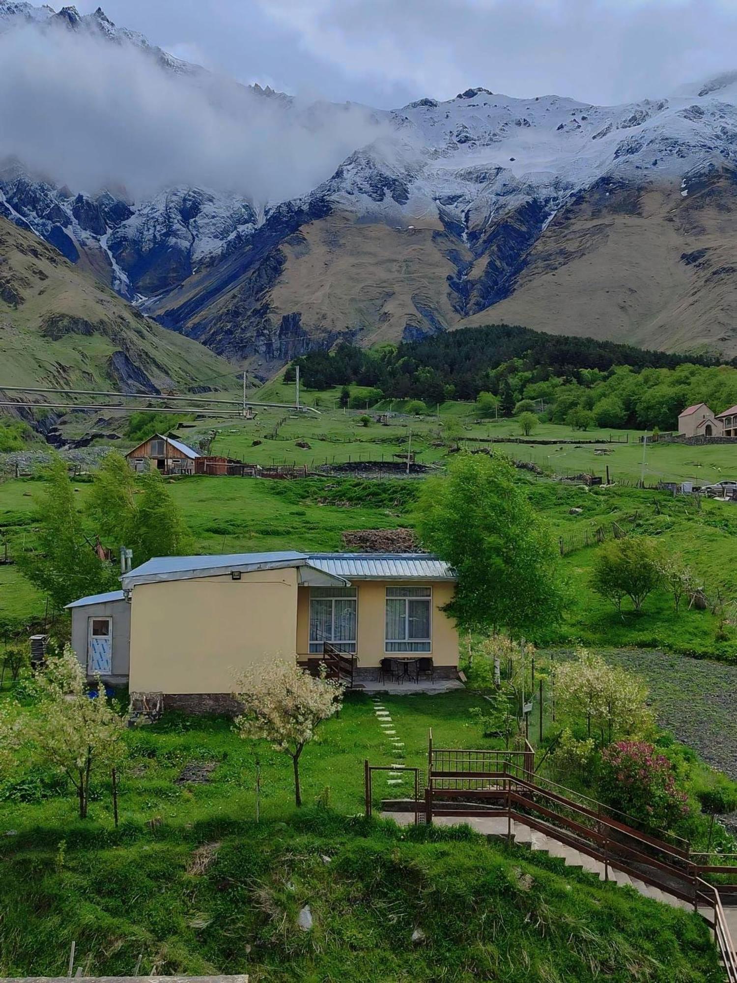 Mountain Kazbegi Apartment Exterior photo