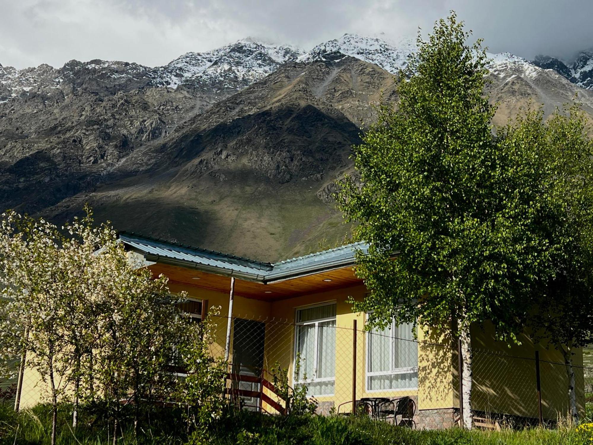 Mountain Kazbegi Apartment Exterior photo